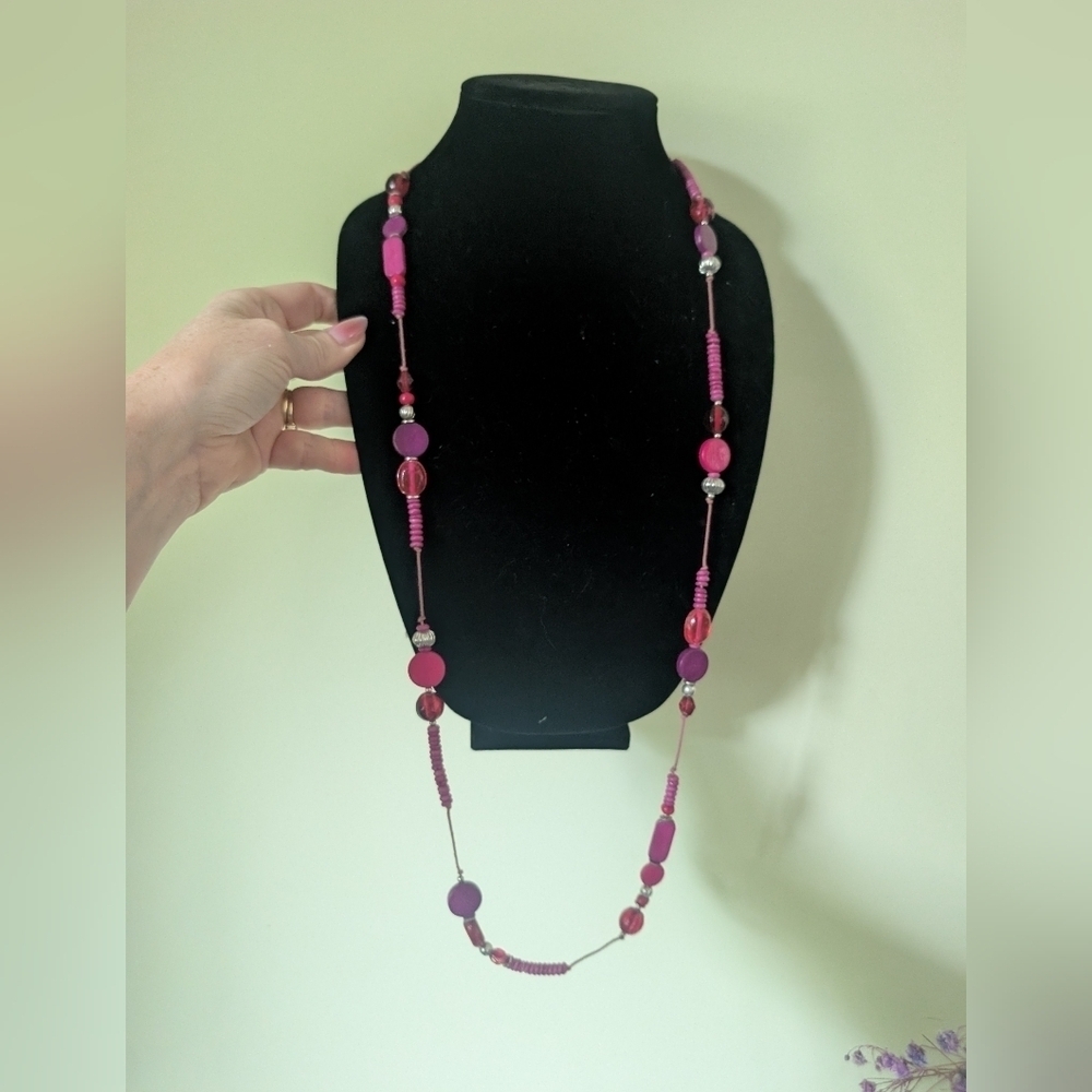 Elegant Pink and Purple Beaded Necklace